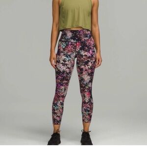 Lululemon Base Pace HR Tight 25"